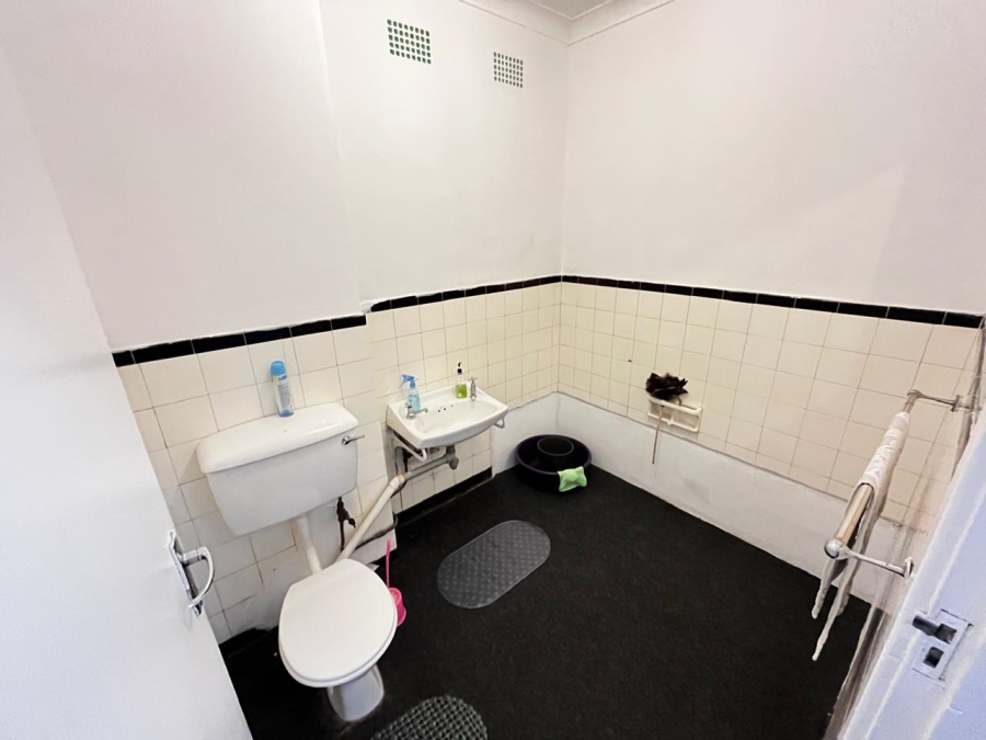 To Let commercial Property for Rent in Stirling Eastern Cape